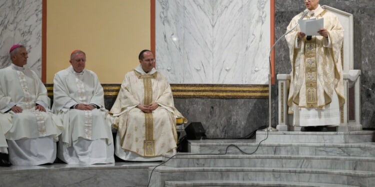 Pope asks Benedictines to confront modern challenges with prayer, study, holiness