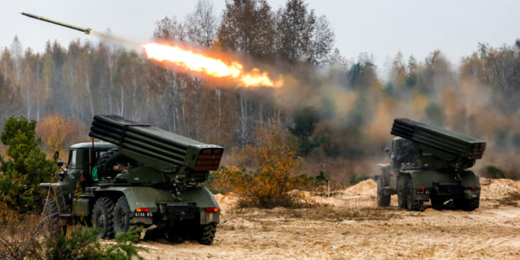 Ukrainian servicemen fire BM-21 Grad multiple rocket launcher systems during military exercises near the village of Divychky in Kyiv region, Ukraine, October 28, 2016.