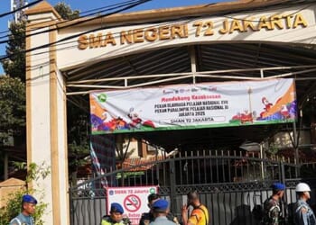 Teen Arrested for High School Mosque Bombing in Indonesia