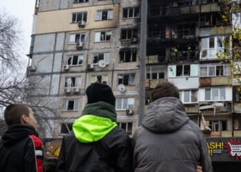 Three Killed in Russian Strikes on Ukraine Capital Kyiv