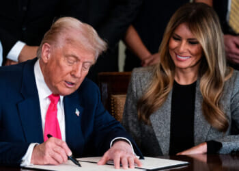 Trump Signs EO to Help Foster Children Transitioning Out of the System as Part of Melania Trump's 'Be Best' Initiative