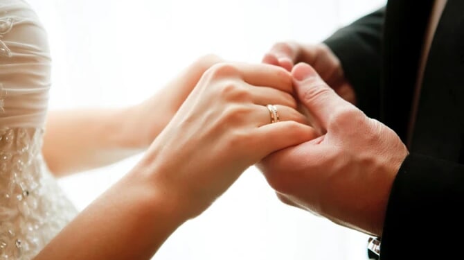 Marriage Credit Alex Studio via wwwshutterstockcom CNA 10 14 15