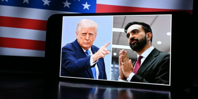 Two images of President Trump and NYC Mayor Zohran Mamdani.