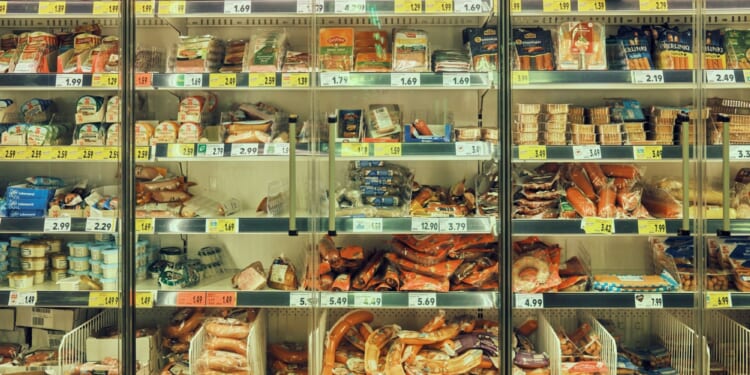 The Middle Class Can’t Keep Up With Persistent Inflation Forever