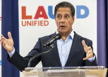 Thousands of students drop out of Los Angeles schools over 'climate of fear' from deportations, superintendent says