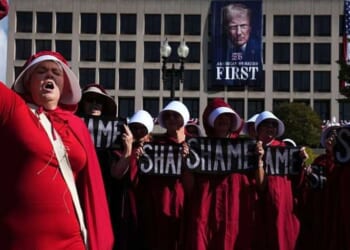 Do birth control pills make women all think the same?