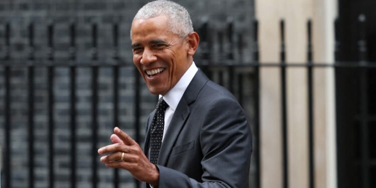 Obama announces presidential center opens in June after years of delays