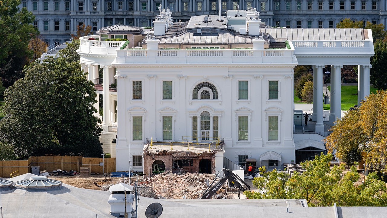 Trump hires new architect Shalom Baranes for White House ballroom project
