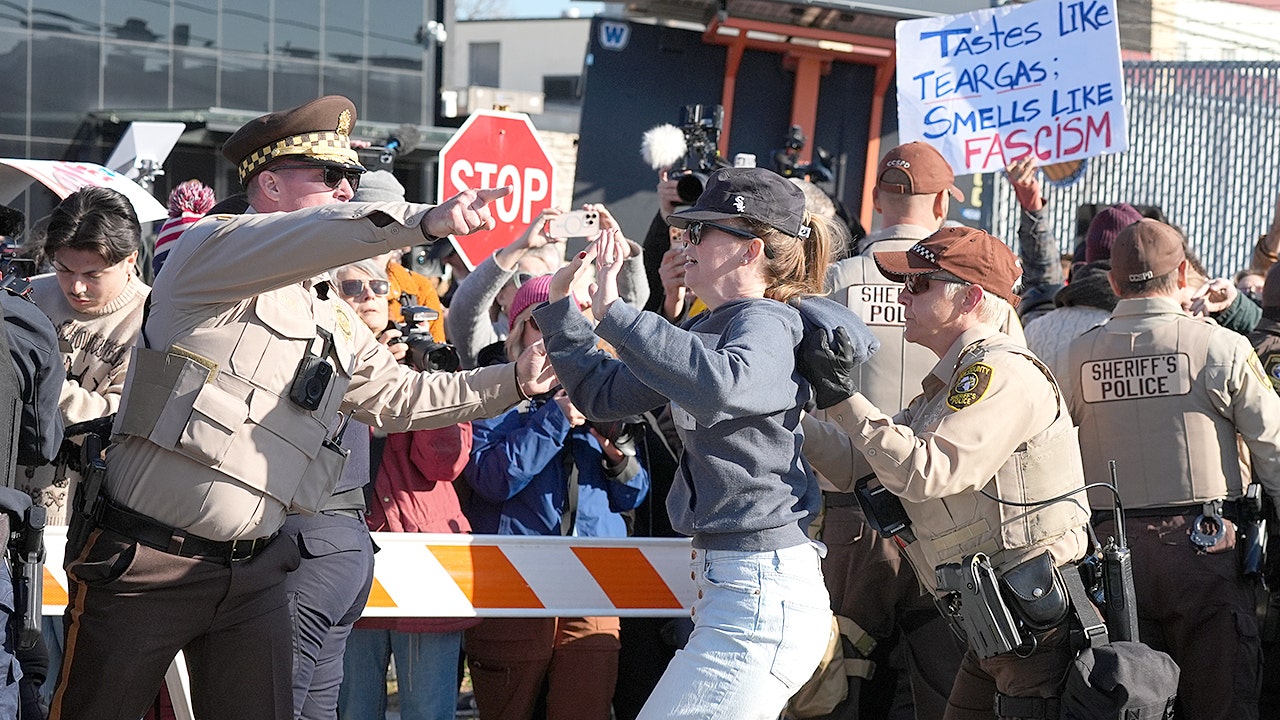 120-plus House Democrats back Jayapal's immigration detention reform bill