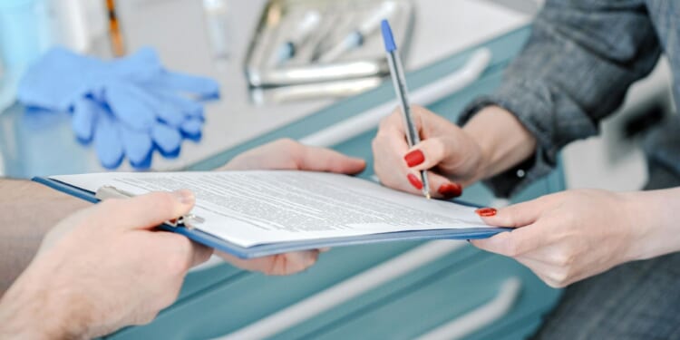 Report: Obamacare Exchange Kept 9 Out Of 10 Fake Enrollees On Subsidized Coverage