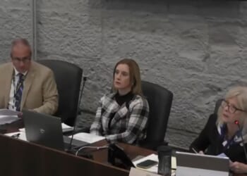 ‘Gold-Standard’ Immigration Enforcement Bill Lagging In Indiana As Redistricting Sucks Oxygen