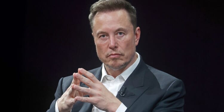 Elon Musk accuses Rep. Ilhan Omar of treason over Somalia comments