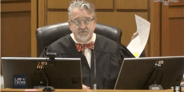 Sen. Ron Johnson Asks DOJ To Investigate Judge Accused Of Misconduct In Trump Lawyers’ Trial