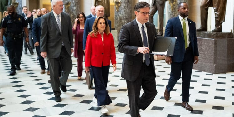 House GOP tensions erupt as Republicans split over year-end agenda