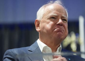 HHS launches review of Minnesota's federal funding use under Walz