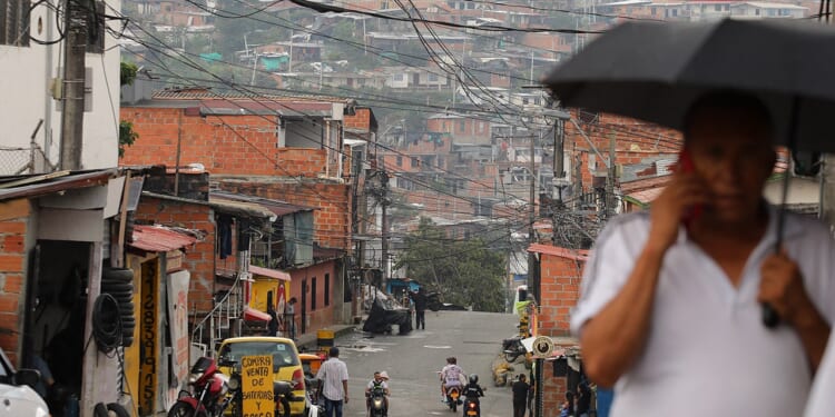 US labels Colombia's largest armed group, Clan del Golfo, a terrorist