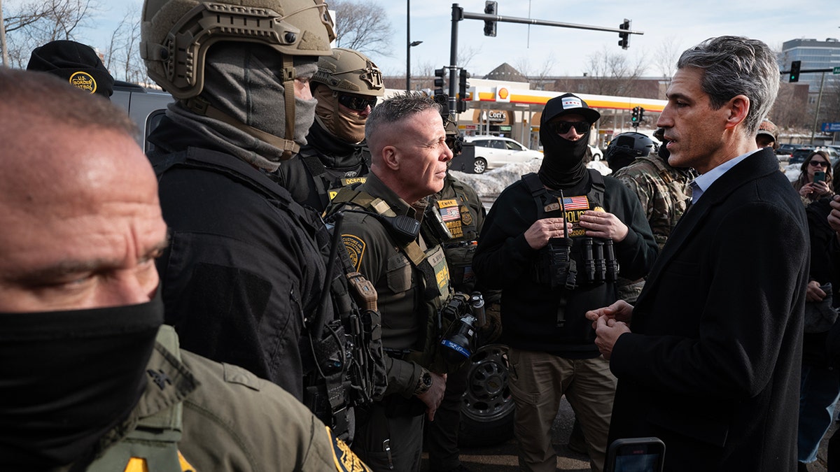 Border Patrol Chief Gregory Bovino confronted by Evanston Mayor Daniel Biss