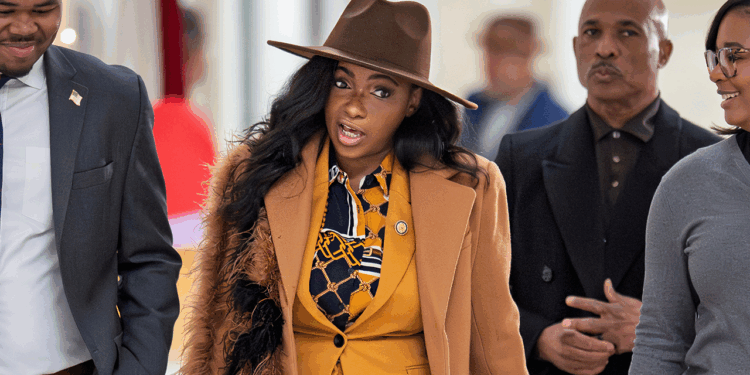 Progressive Democrats enter Senate primaries, exposing party rifts