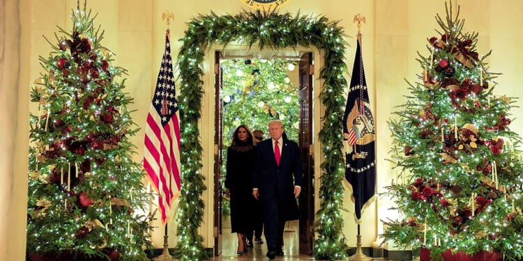 Federal holidays extended as Trump gives workers Christmas Eve, Dec 26 off