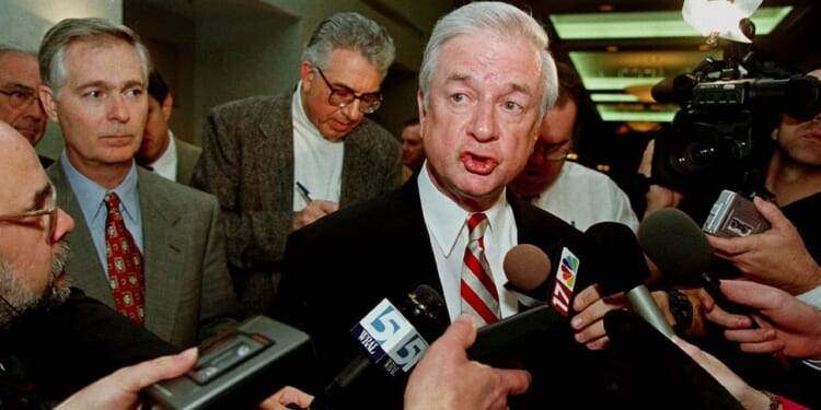 Jim Hunt, longest-serving North Carolina governor in history, dies at 88