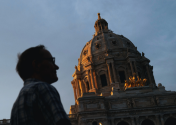 98 Minnesota mayors warn state fiscal policies fuel deficits, higher local taxes