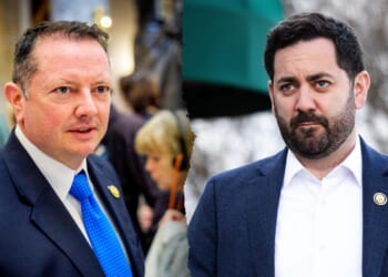 Conservatives accuse moderate Republicans of 'betrayal' over Obamacare