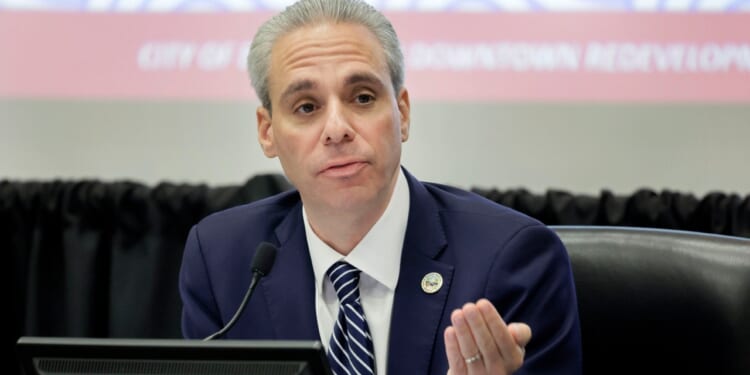 Republican Boca Raton Mayor Scott Singer announces Congress run in Florida