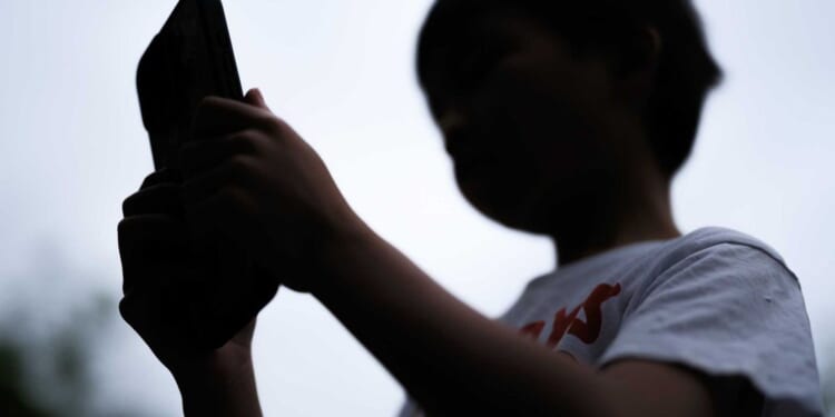 'Can we kill him': 6th-grade girl group harassed 12-year-old before making death threats, Ohio family says