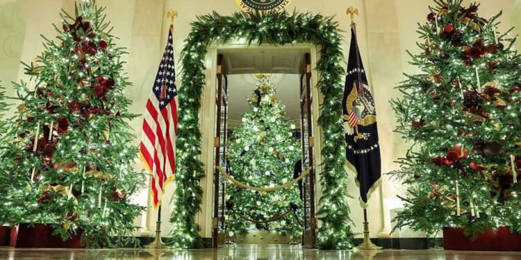 The 5 best Christmas decorations in recent White House history