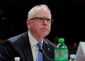 Walz defends record as viral video fuels Minnesota daycare fraud claims