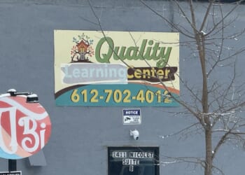 PHOTOS: Daycare at center of Minnesota fraud scrutiny fixes infamous ‘Learing’ sign