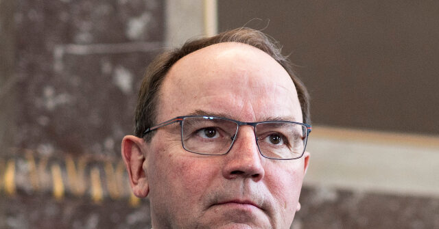 All Afghans Should Have to Go Through SIV Process