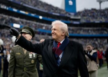 All Net Job Growth Going to Americans, Foreign-Born Employment Keeps Declining