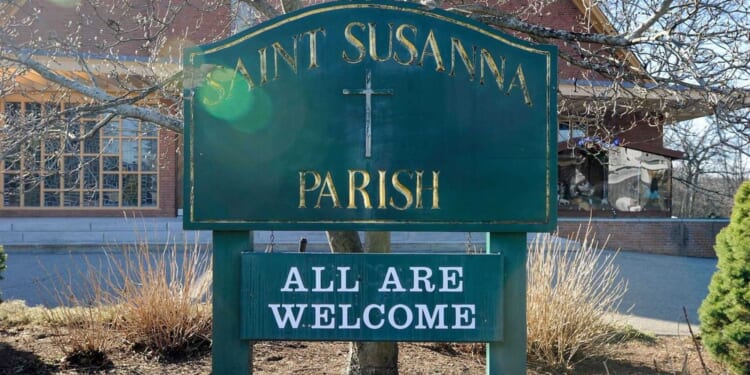 Archdiocese orders removal of church's 'divisive' Nativity display — but church leaders are dragging their feet