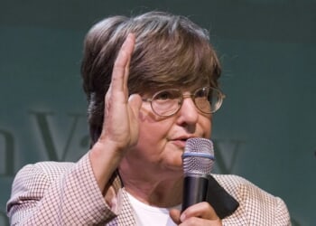 Sister Helen Prejean 9 19 06 via Wikimedia Commons Don LaVange CNA 5 11 15