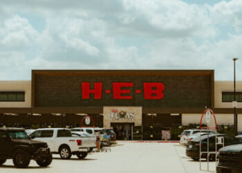 Christmas Shoppers Get Free Groceries at TX Store After Computer Meltdown