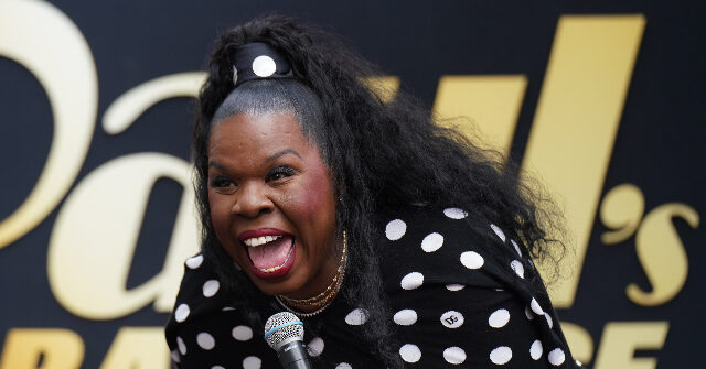 Comedian Leslie Jones Demands All ICE Employees 'Go to Prison' After the Midterm Elections