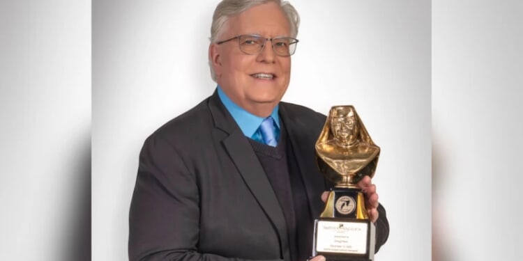 Doug Keck honored with 2025 Mother Angelica Award – Catholic World Report