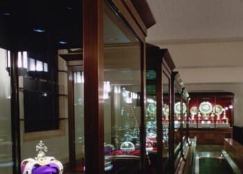 Far-Left Activists Vandalise British Crown Jewel Display