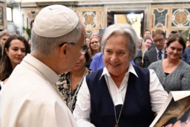 Pope Leo speaking with Sister Norma