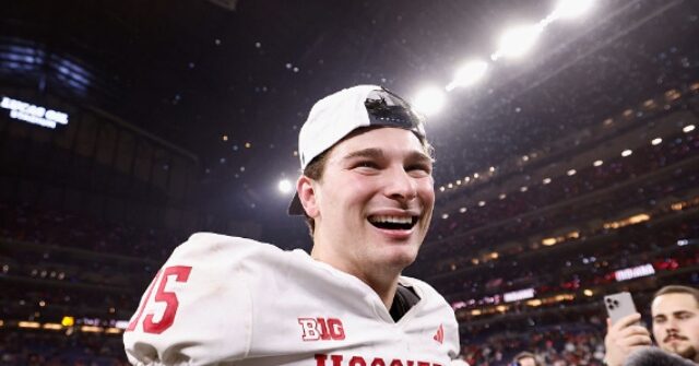 Hoosiers QB Fernando Mendoza Gives 'Glory to God' After Historic Win Against Ohio State