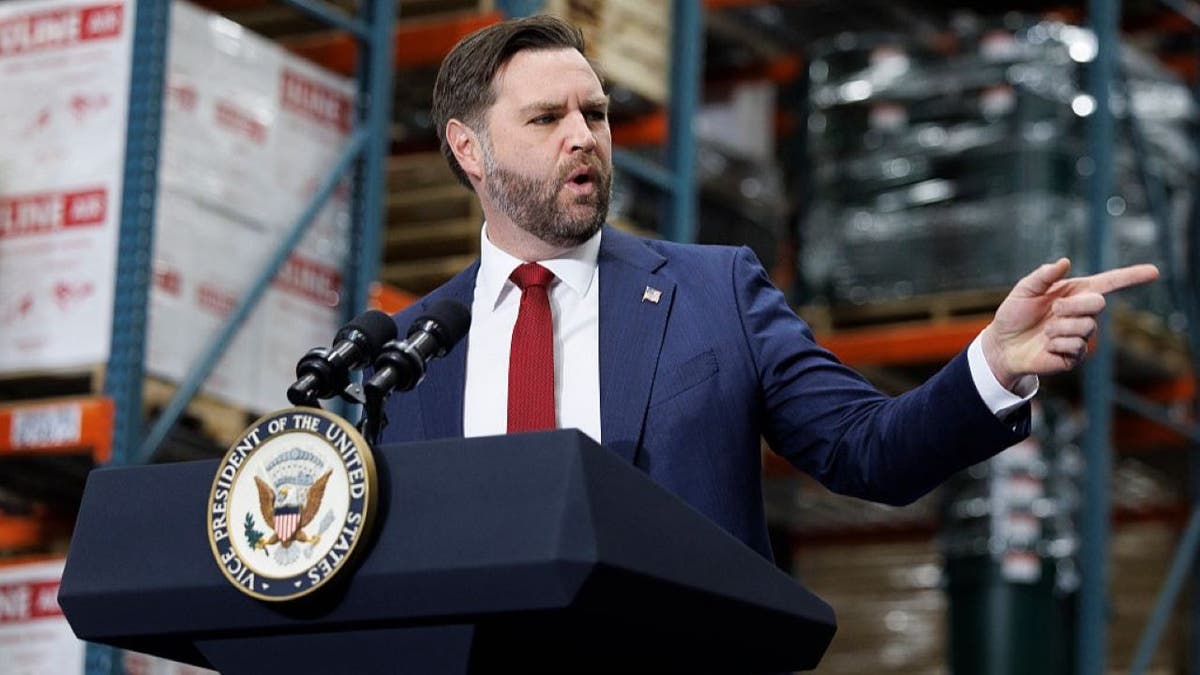 JD Vance speaks to a crowd