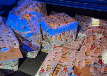 Man Arrested in Kentucky with 55 Pounds of Meth Wrapped as Christmas Presents in Trunk of His Car