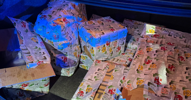 Man Arrested in Kentucky with 55 Pounds of Meth Wrapped as Christmas Presents in Trunk of His Car