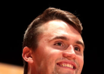 Man's Christmas Display Honors 'Great Example' Charlie Kirk