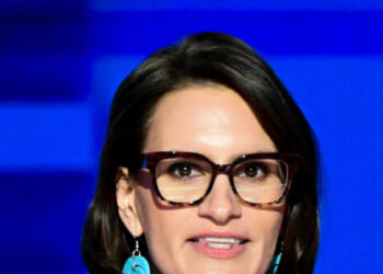 Minnesota Democrat Lt. Gov. Wears Muslim Garment While Pledging Support for Somalian Migrants