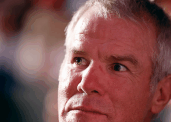 NFL Legend Brett Favre Praises 'King of My Life, Jesus Christ' in Christmas Message