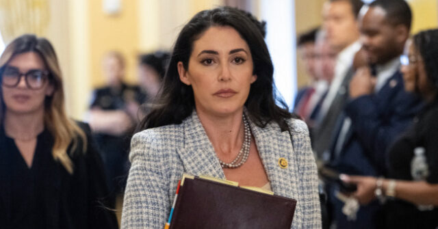 Rep. Luna Files Petition to Force Vote to Ban Congressional Stock Trading