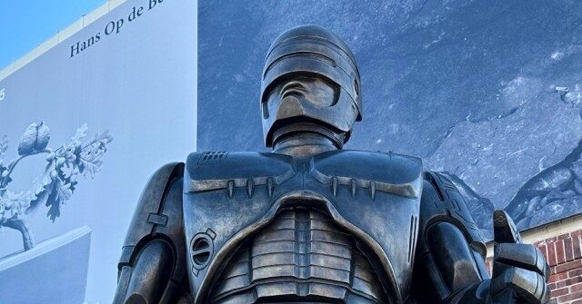 'Robocop' Statue Set Up in Detroit After Years in Limbo