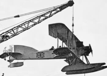 Short Admiralty Type 166 on HMS Ark Royal, 1916.